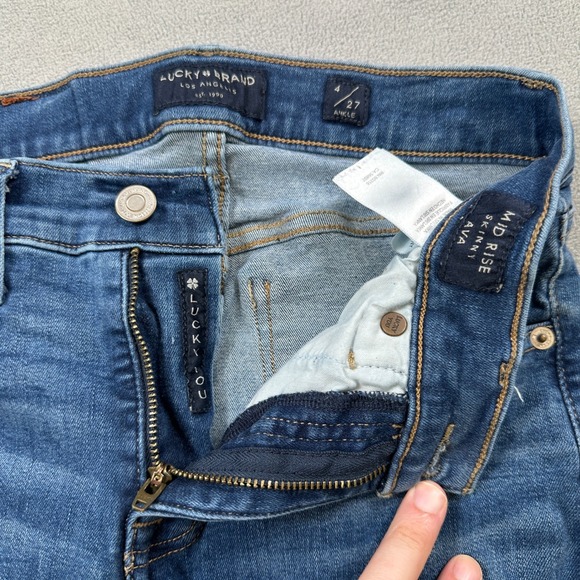 Lucky Brand Jeans 4 27 Mid Rise Skinny AVA Womens Blue Ankle Distressed Raw Hem - Picture 5 of 9